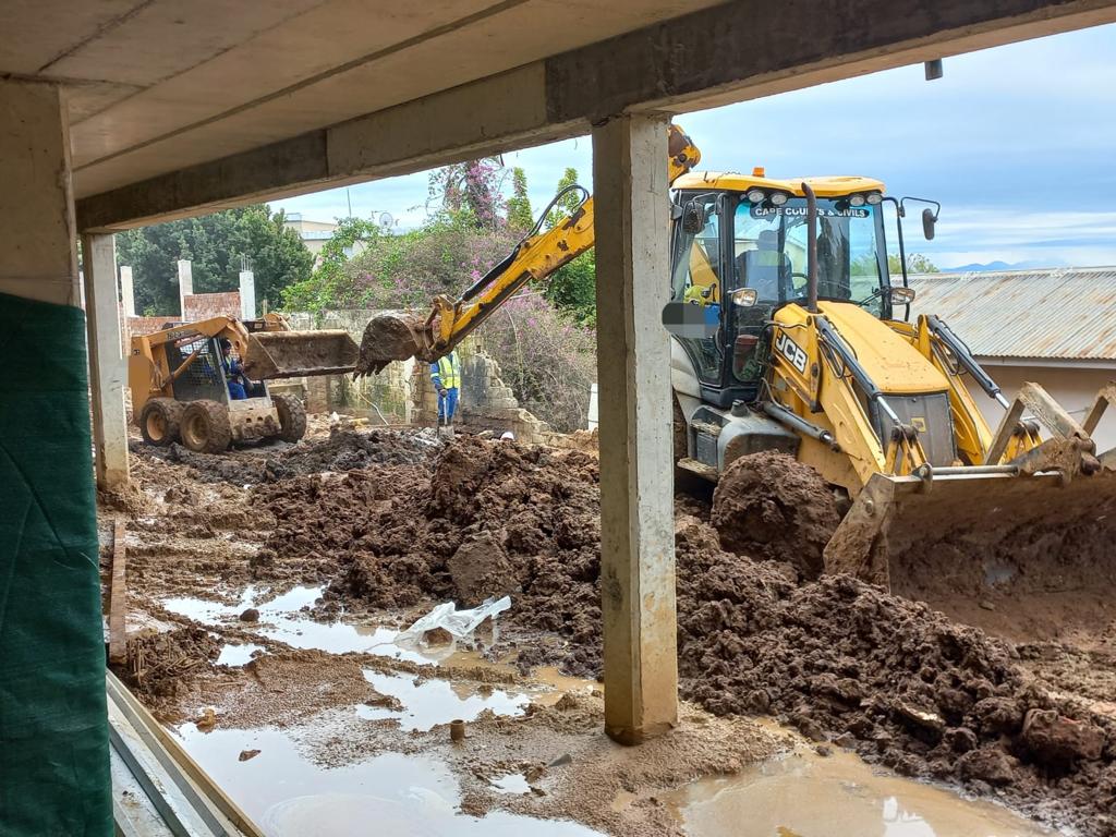 Picture of tractor going through dirt