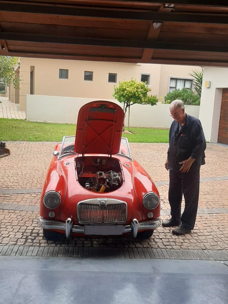 Picture Jan and red car